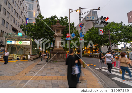 日本東京城市景觀俯瞰表參道站(晚上) 日本東京城市景觀俯瞰表參道站(晚上) 55097389