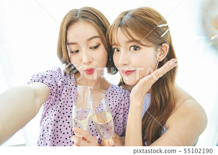 婦女自拍照派對 婦女自拍照派對 55102190
