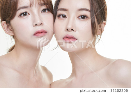 Female Beauty 2 people 55102206