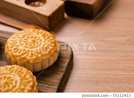 Mid Autumn Festival Moon Cake Geppei Stock Photo 55112413 Pixta