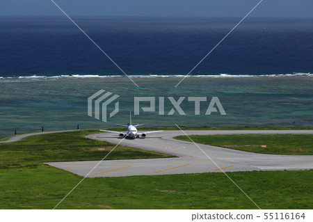 石垣機場石垣島石垣島飛機客機南Nunoshima海 石垣機場石垣島石垣島飛機客機南Nunoshima海 55116164