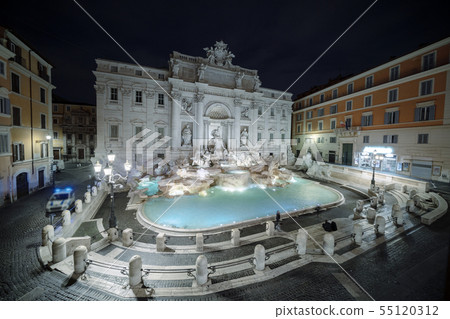 Trevi fountain, Rome 55120312