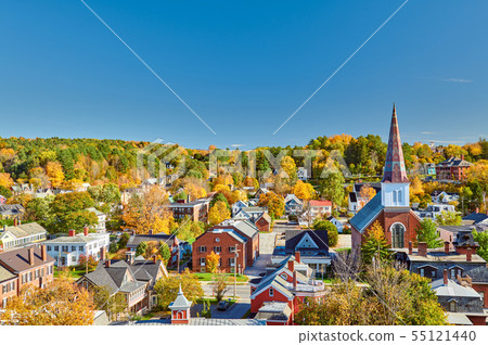 Montpelier town skyline in autumn, Vermont, USA 55121440