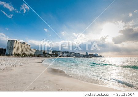 Beautiful sunset white beach Japan Wakayama Shirahara Shirarahama 55122504