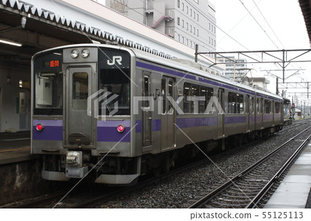 Tohoku Main Line Series 701 (Morioka area) 55125113
