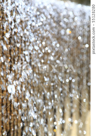 Water flow　 55128280