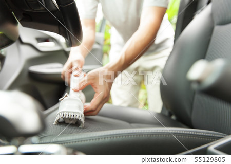 Car cleaning 55129805