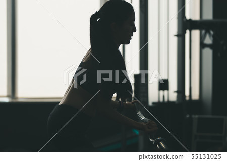 健身房 體育館 女生 55131025