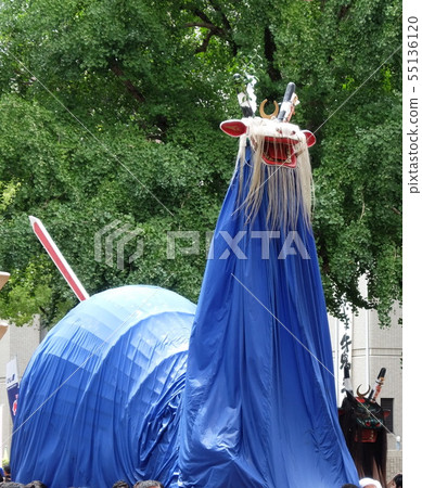四國全國夏季節Uwajima牛肉惡魔節 四國全國夏季節Uwajima牛肉惡魔節 55136120