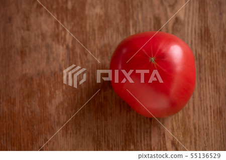 A tomato with a star mark 55136529