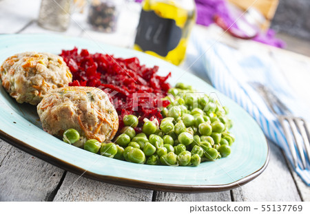 cutlets with peas cutlets with peas 55137769