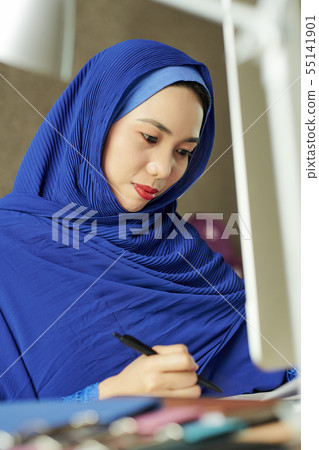 Office manager in hijab 55141901