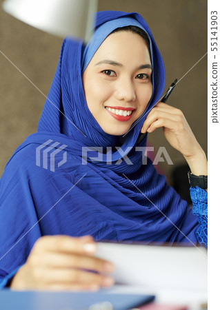 Muslim university student 55141903