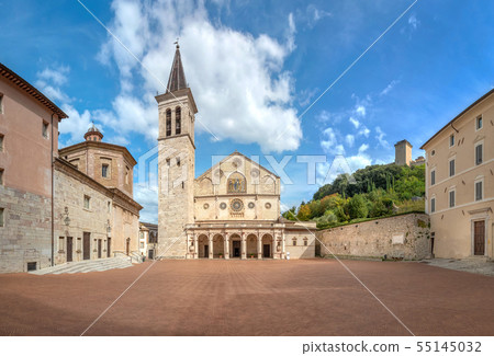 Piazza del Duomo in Spoleto, Italy Piazza del Duomo in Spoleto, Italy 55145032