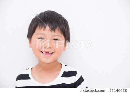 微笑男孩 微笑男孩 55146688