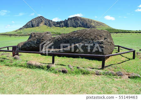 Stunned Moai statue Stunned Moai statue 55149463