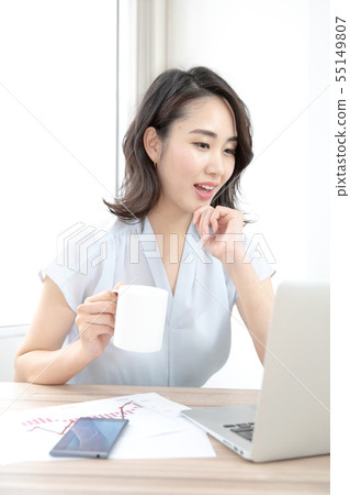 Office meeting room business woman 55149807