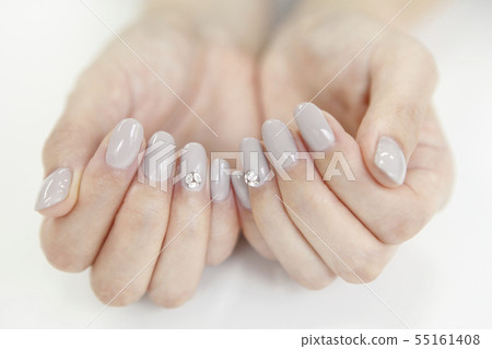 Gray colored classy bijoux nail 55161408