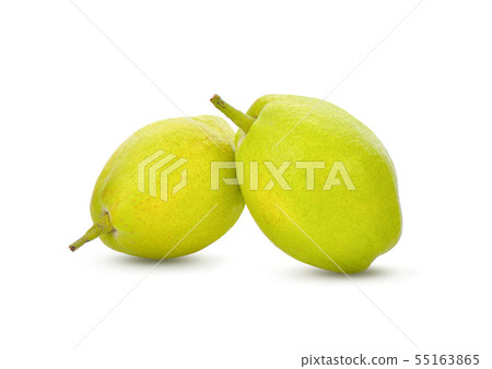 green pears on white background 55163865
