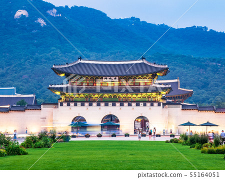 Seoul Gwanganmun 55164051