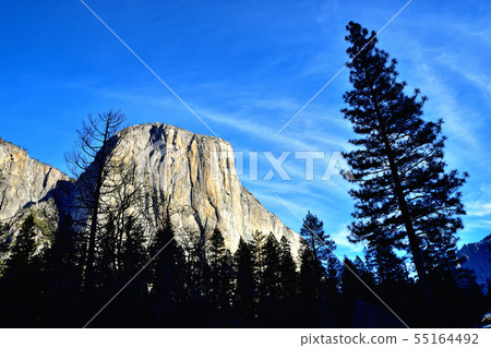 世界上最大的巨石El Capitan作為花崗岩 55164492