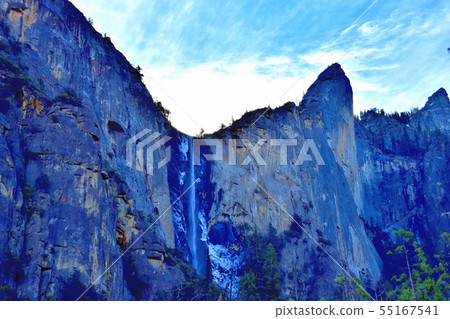 Bridal veil waterfall 55167541