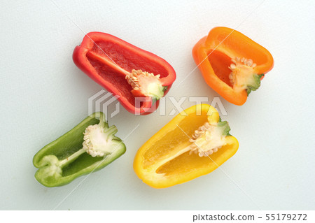 辣椒粉和彩色甜椒的圖像 辣椒粉和彩色甜椒的圖像 55179272