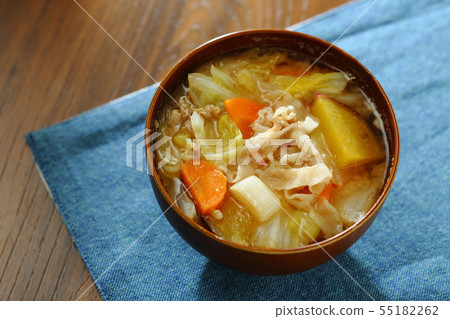 豬肉湯味噌湯 豬肉湯味噌湯 55182262