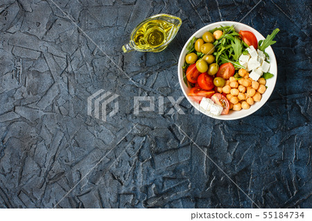 Spring vegetable salad 55184734