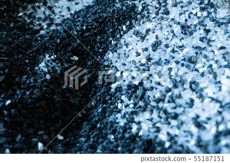 raw plastic material white and black granules raw plastic material white and black granules 55187151