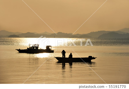 Fishing village sea landscape silhouette 55191770