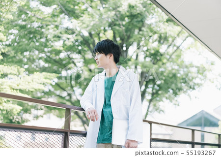 男大學生白大衣攝影合作：Keisen Jogakuen大學 55193267