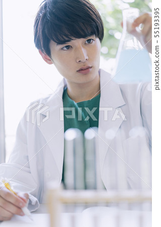 Male university student white coat photography cooperation: Keisen Jogakuen University 55193395