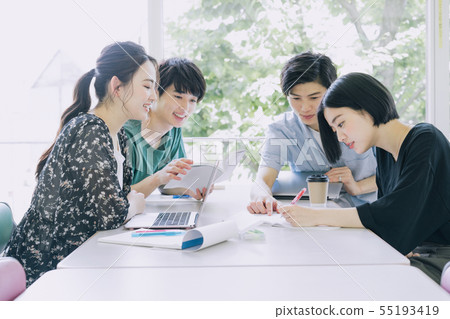 Male and female university student study photography cooperation: Keisen Jogakuen University Male and female university student study photography cooperation: Keisen Jogakuen University 55193419
