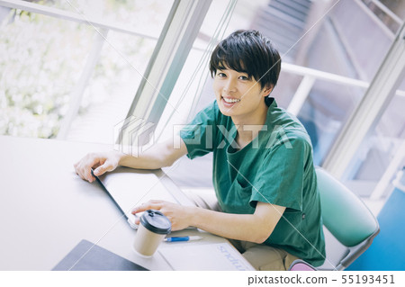 Male university student study photography cooperation: Keisen Jogakuen University 55193451