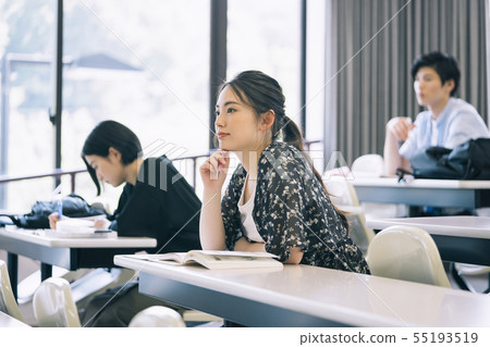 Male and female university student study photography cooperation: Keisen Jogakuen University Male and female university student study photography cooperation: Keisen Jogakuen University 55193519