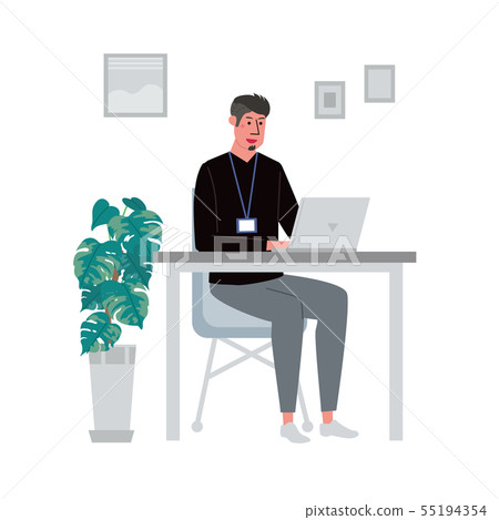 微笑對計算機的男性例證 55194354