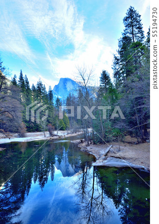 Half dome as if the round dome was cut in half Half dome as if the round dome was cut in half 55194730