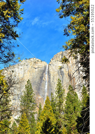 優勝美地瀑布，世界第五高的世界第一 55195022