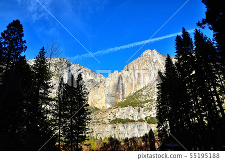 優勝美地瀑布，世界第五高的世界第一 55195188