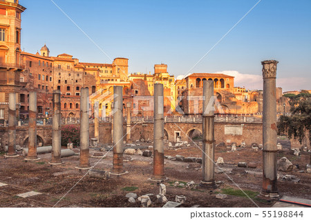 Ancient Roman ruins in the center of Rome, Italy. Ancient Roman ruins in the center of Rome, Italy. 55198844