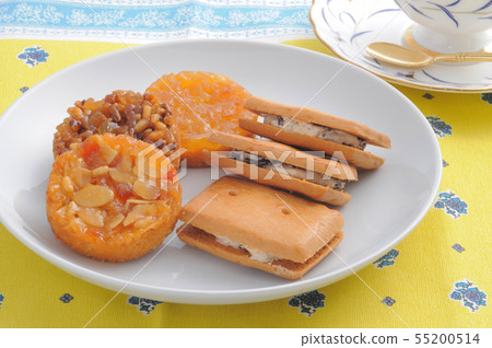 Assorted baked sweets tea time Assorted baked sweets tea time 55200514