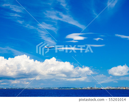 Aircraft and the sea Aircraft and the sea 55201014