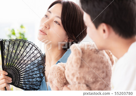 Husband and wife 55203780