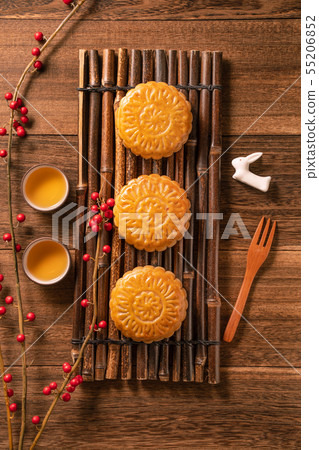 Mid-Autumn Festival Moon cake Geppei 55206852