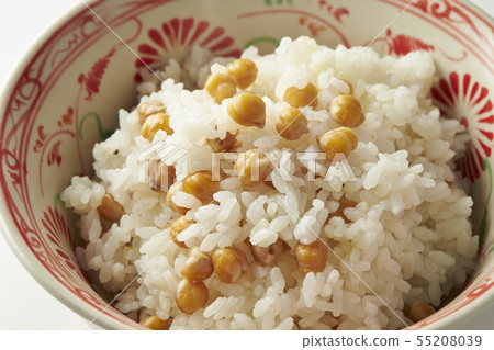 Chickpea cooked rice Beauty health image 55208039