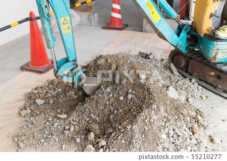 鑽井作業 55210277