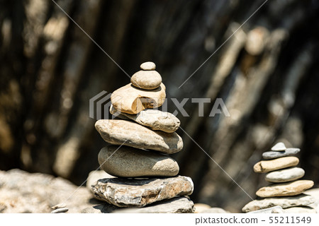 Pile of stones in balance - Zen Concept Pile of stones in balance - Zen Concept 55211549