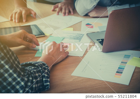 Group of business people meeting with colleagues Group of business people meeting with colleagues 55211804