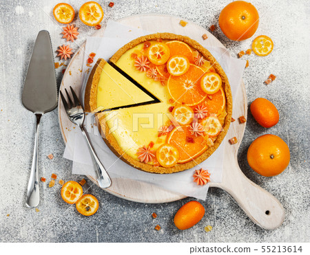 Cheesecake with slices of orange and kumquat. Cheesecake with slices of orange and kumquat. 55213614
